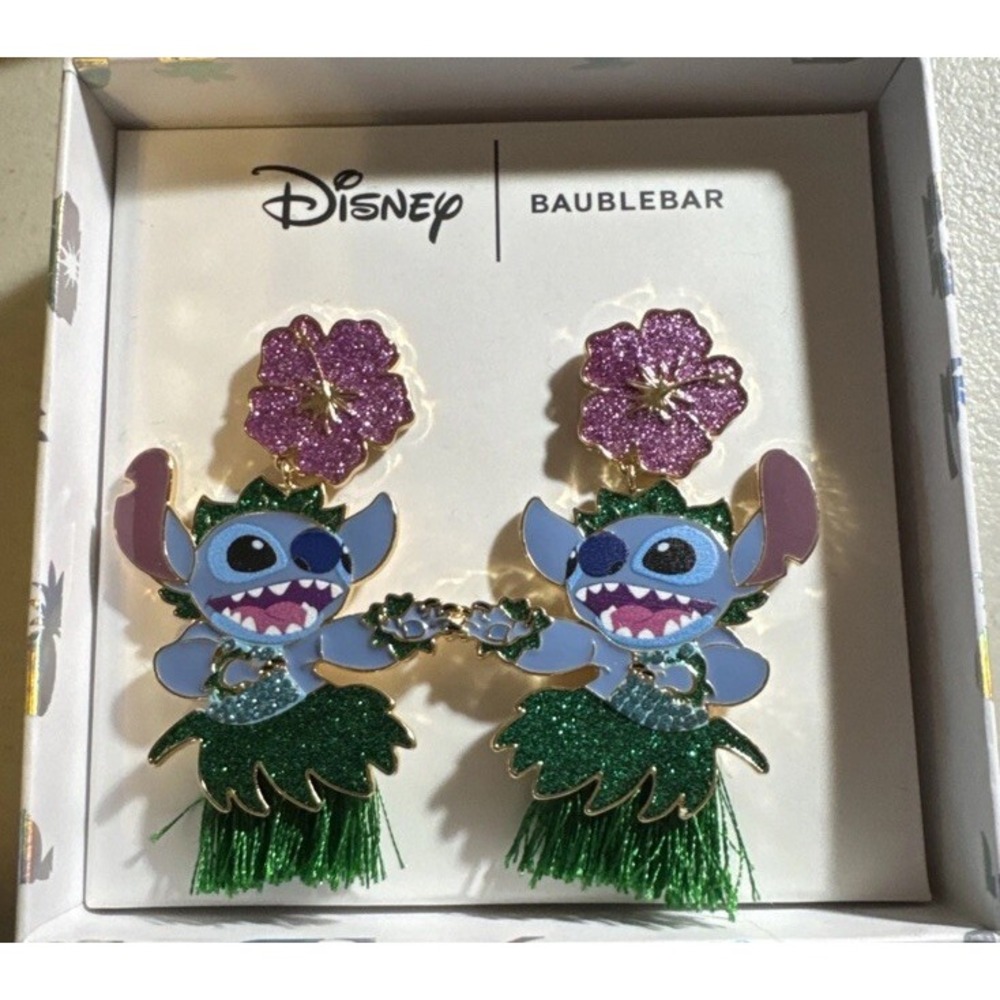 New Baublebar Disney Lilo & Stitch Hula Grass Skirt Dangle Earrings Dancing